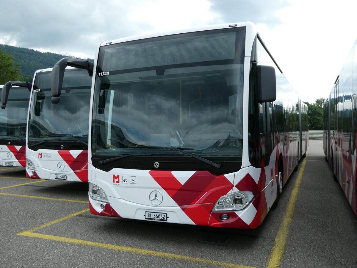 (236'868) - CarPostal Ouest - JU 36'062 - Mercedes am 6. Juni 2022 in Develier, Parkplatz