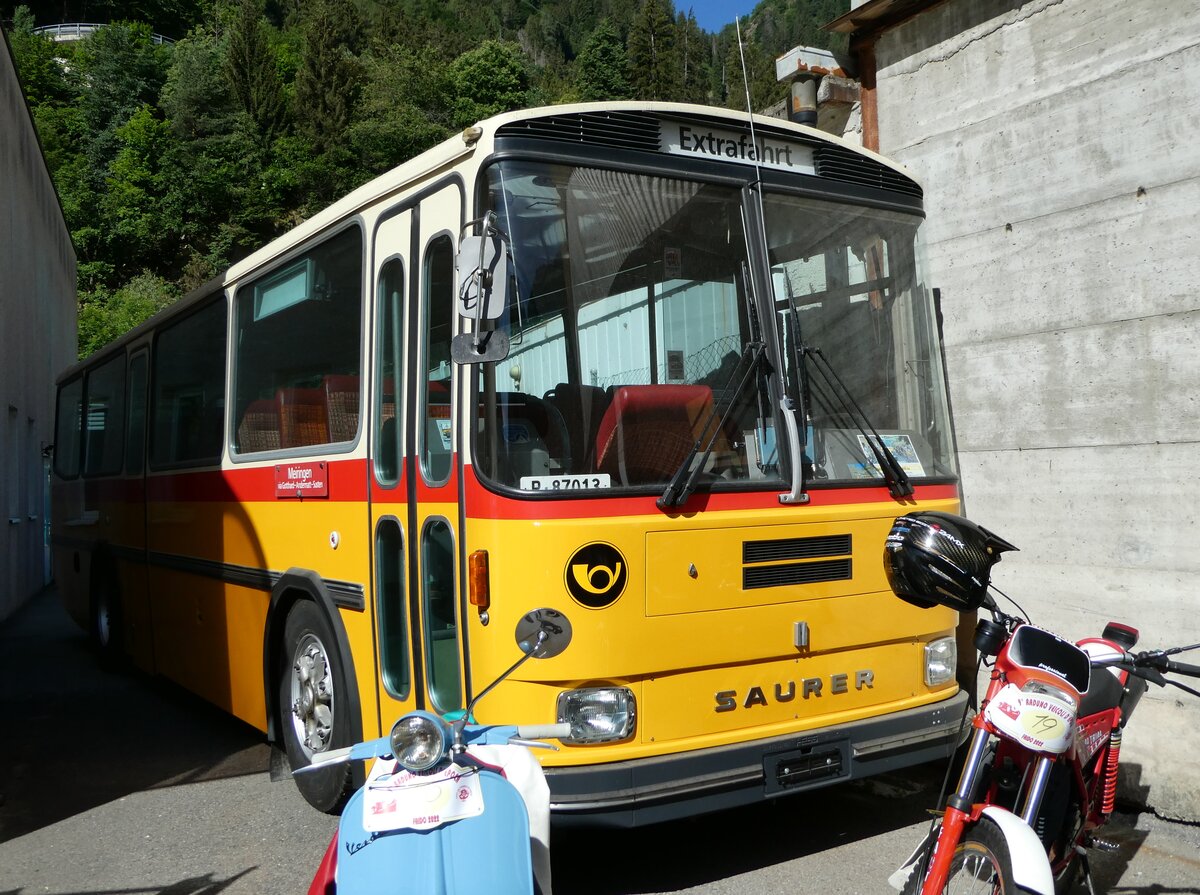 (237'047) - Barenco, Faido -  P 87'013  - Saurer/Hess (ex Kammermann, Spiez; ex Flury, Balm; ex P 24'233) am 12. Juni 2022 in Faido, Garage