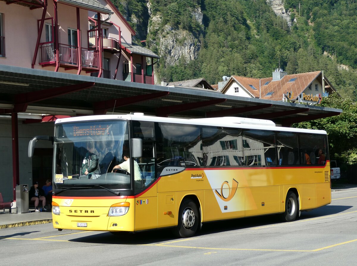 (238'010) - PostAuto Bern - Nr. 70/BE 653'387 - Setra am 10. Juli 2022 in Meiringen, Postautostation