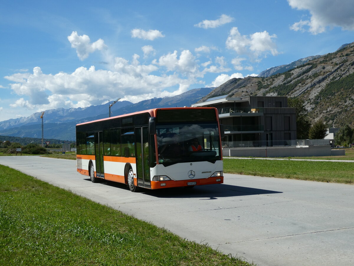 (239'414) - Ruffiner, Turtmann - VS 449'199 - Mercedes (ex Regiobus, Gossau) am 21. August 2022 in Turtmann, Flugplatz