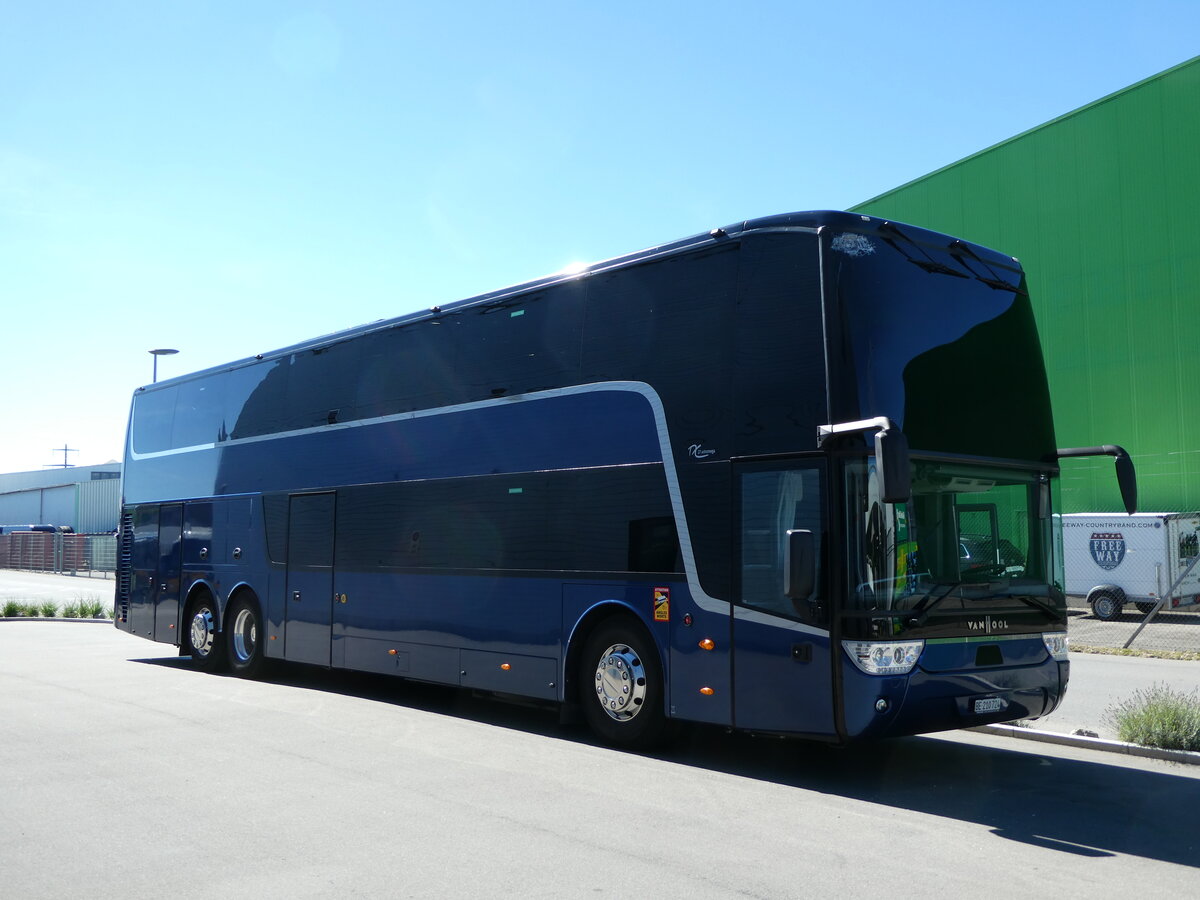 (240'030) - ??? - BE 210'724 - Van Hool am 11. September 2022 in Kerzers, Interbus