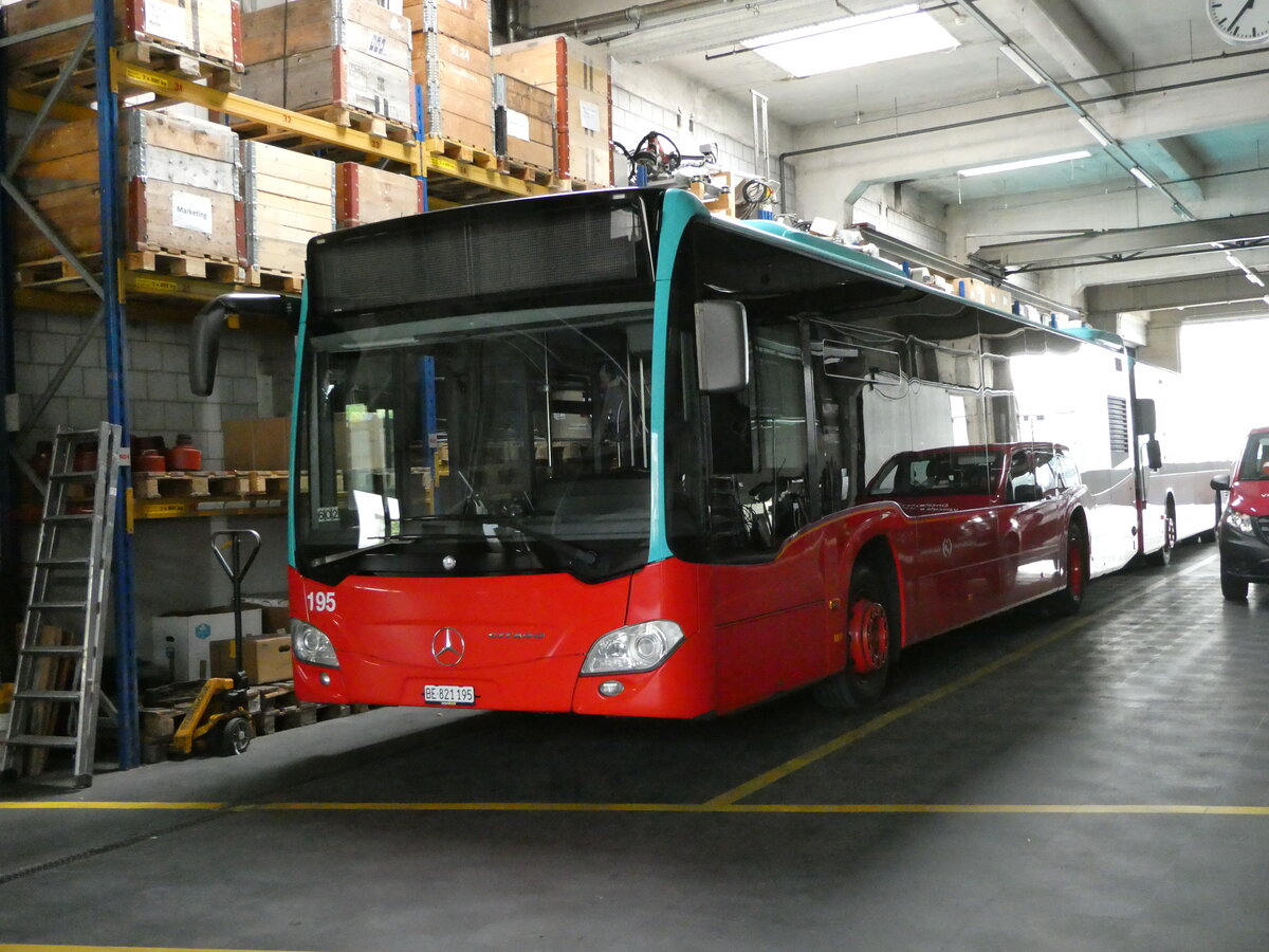 (240'769) - VB Biel - Nr. 195/BE 821'195 - Mercedes am 9. Oktober 2022 in Biel, Depot