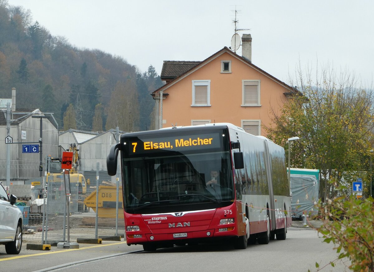 (242'217) - SW Winterthur - Nr. 375/ZH 680'375 - MAN am 6. November 2022 beim Bahnhof Winterthur Wlflingen