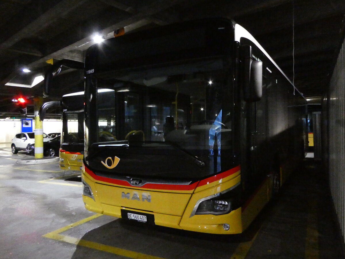 (243'736) - PostAuto Bern - Nr. 11'849/BE 560'407 - MAN am 10. Dezember 2022 in Bern, Postautostation