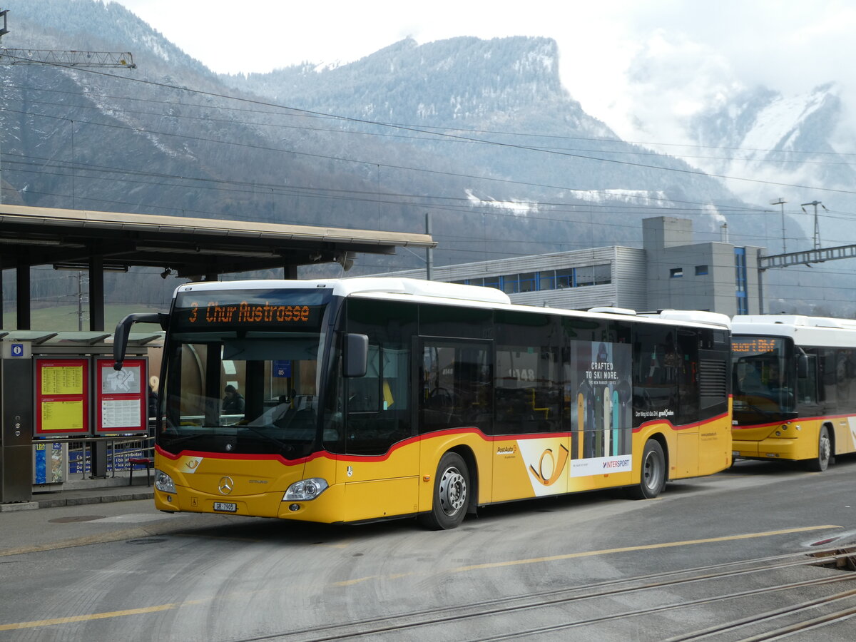 (245'860) - Dnser, Trimmis - GR 7905/PID 11'448 - Mercedes am 6. Februar 2023 beim Bahnhof Untervaz-Trimmis