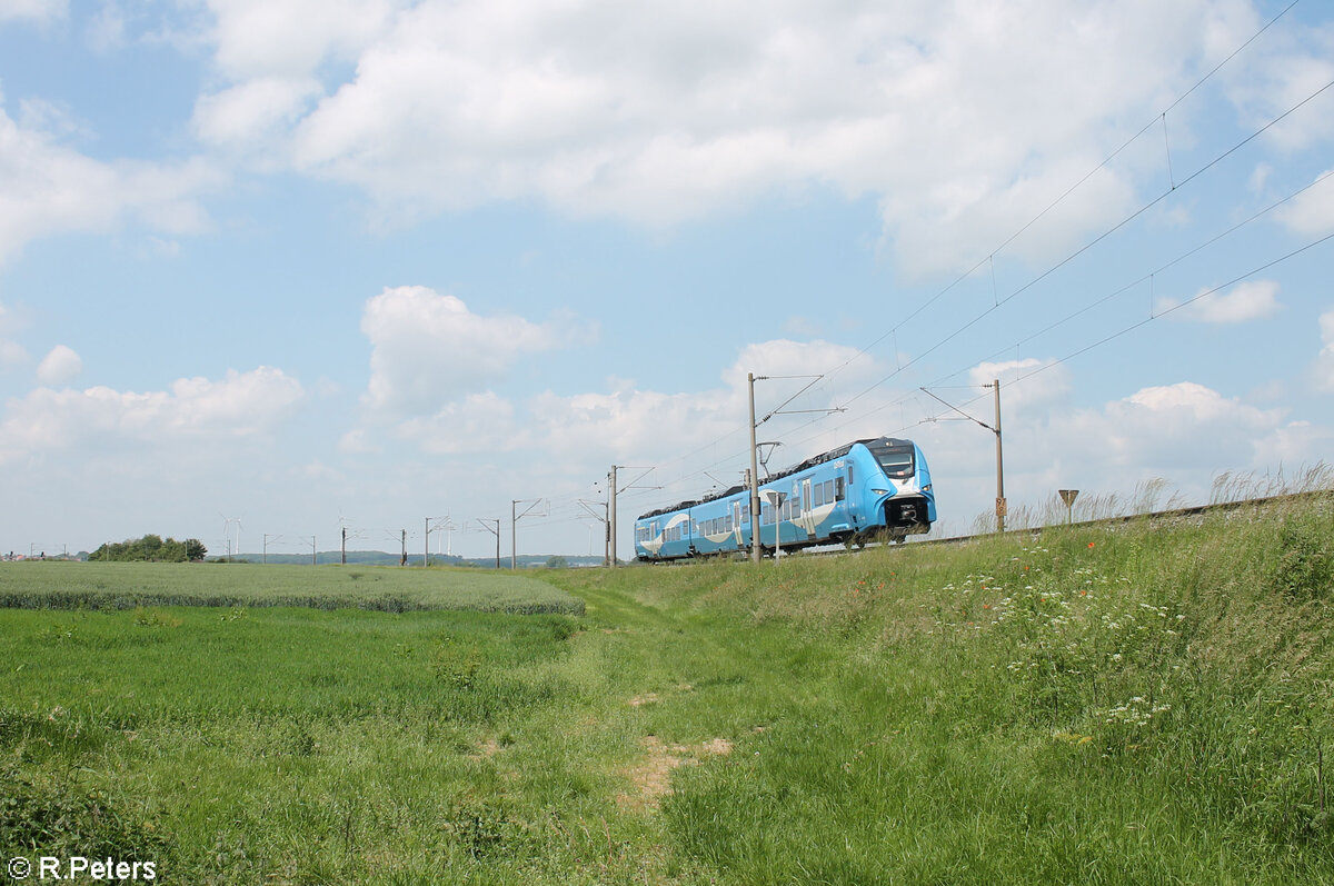 2463 040-2 als RE80 57161 Würzburg - Treuchtlingen kurz vor Uffenheim. 04.06.24