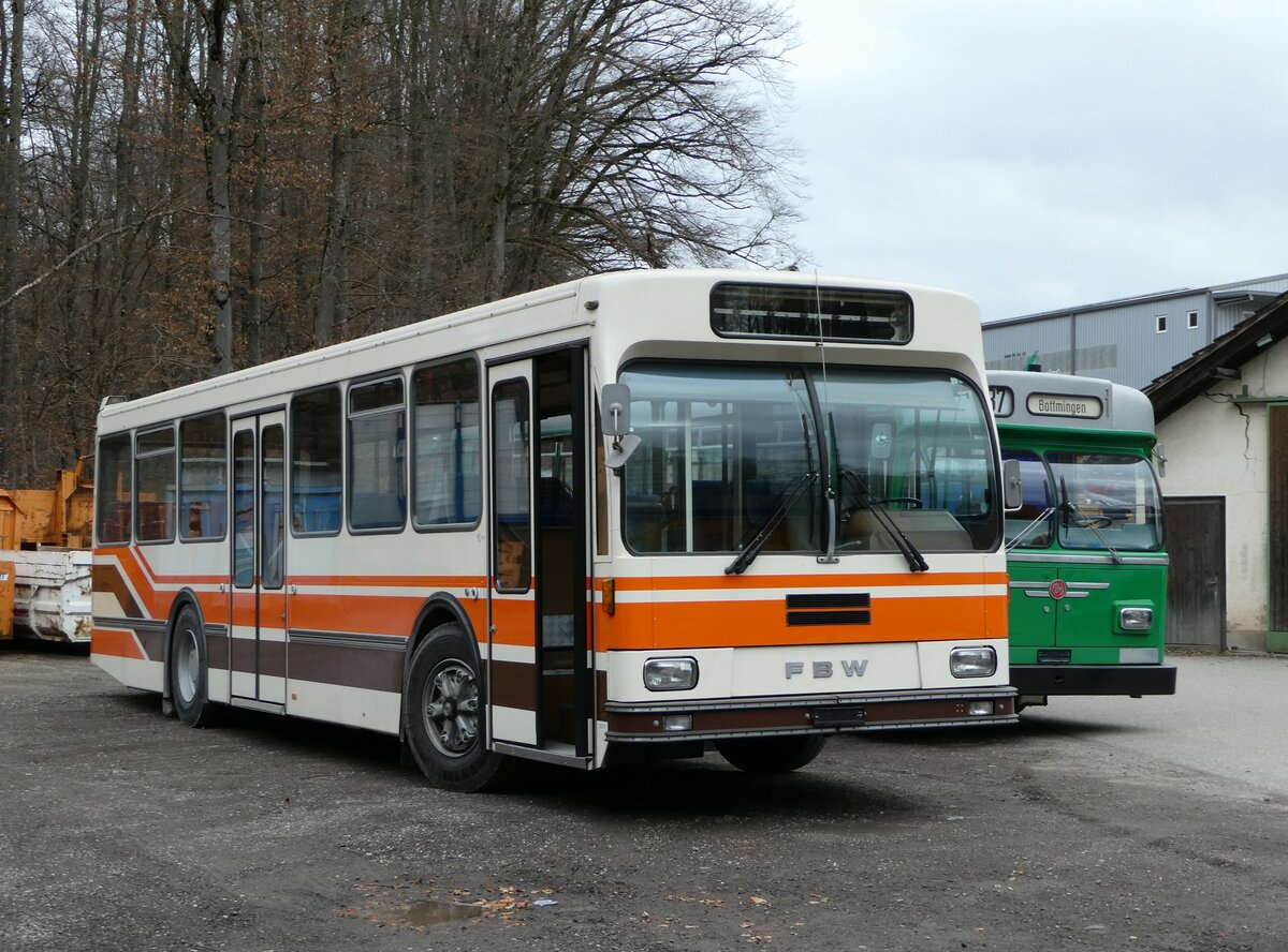 (246'702) - Wegmller, Mnsingen - FBW/R&J (ex Bamert, Wollerau) am 26. Februar 2023 in Oberburg, Ziegelgut