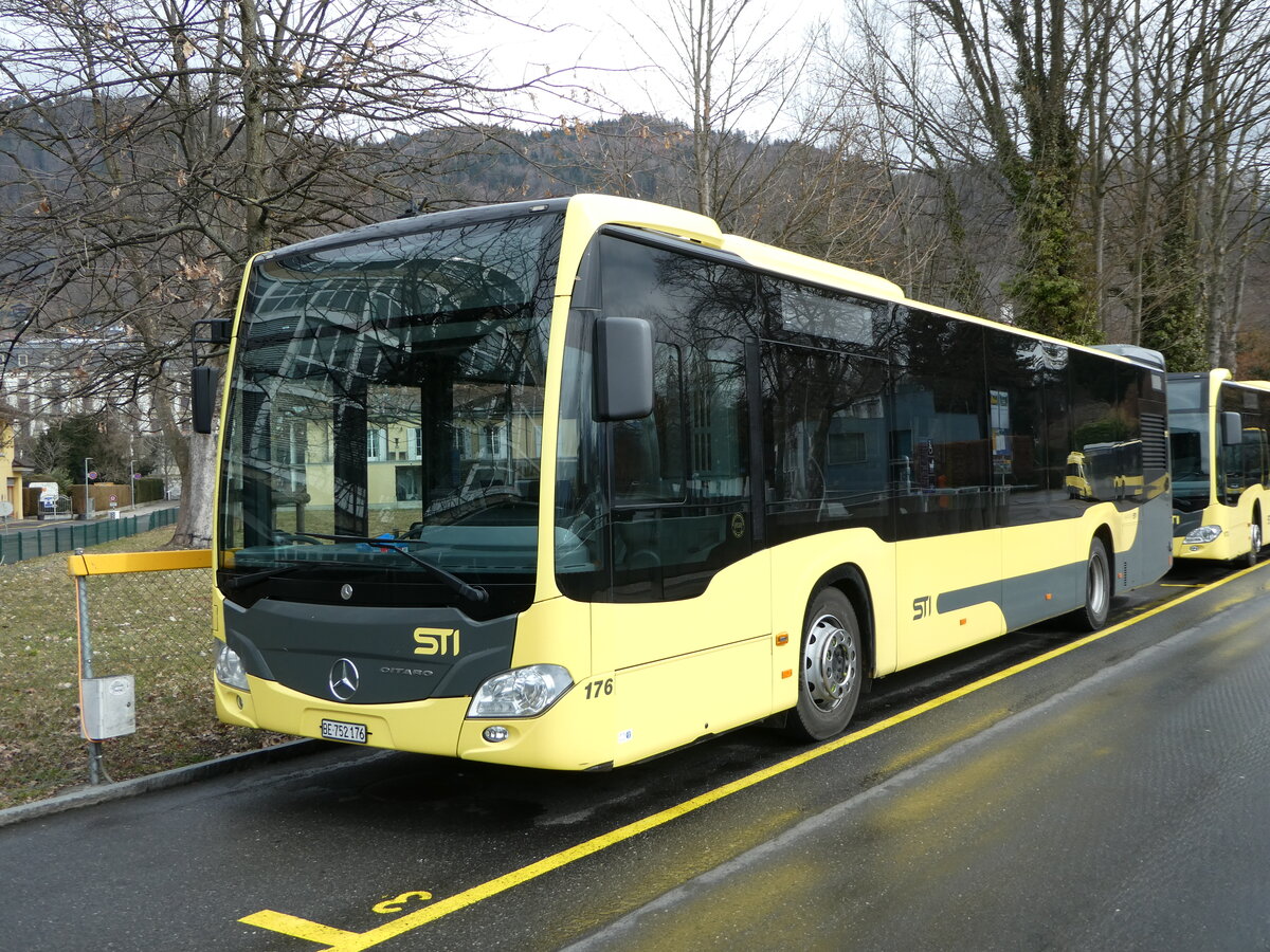 (246'955) - STI Thun - Nr. 176/BE 752'176 - Mercedes am 8. März 2023 bei der Schiffländte Thun