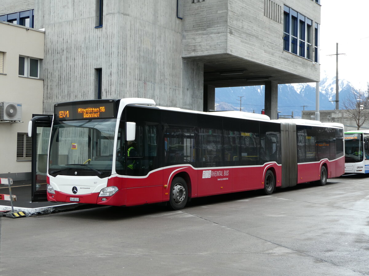 (246'991) - RTB Altsttten - Nr. 927/SG 482'223 - Mercedes (ex Wiener Linien, A-Wien Nr. 8739) am 9. Mrz 2023 beim Bahnhof Buchs