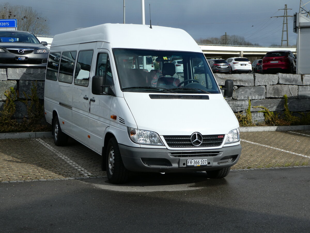 (247'726) - Interbus, Kerzers - FR 366'107 - Mercedes am 25. Mrz 2023 in Kerzers, Interbus