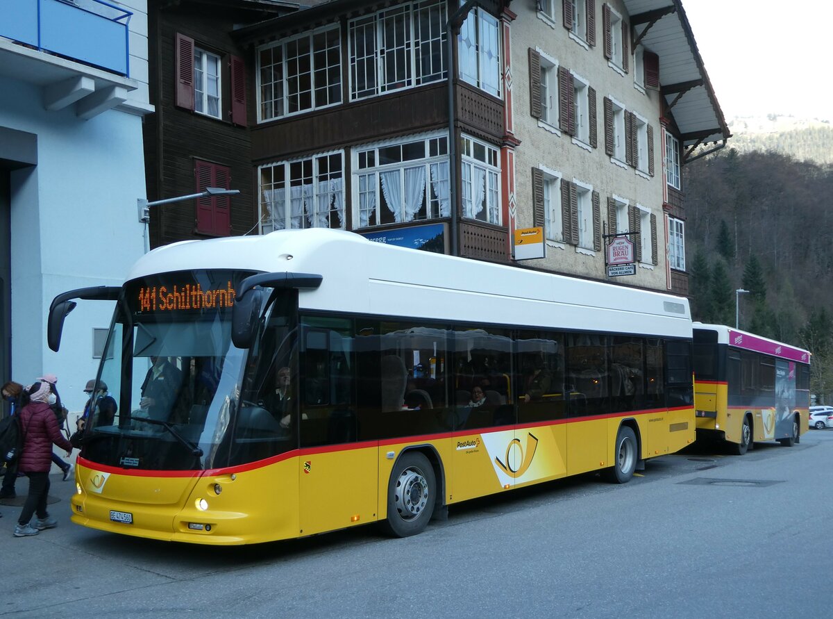 (248'757) - PostAuto Bern - BE 474'560/PID 10'247 - Hess am 18. April 2023 beim Bahnhof Lauterbrunnen