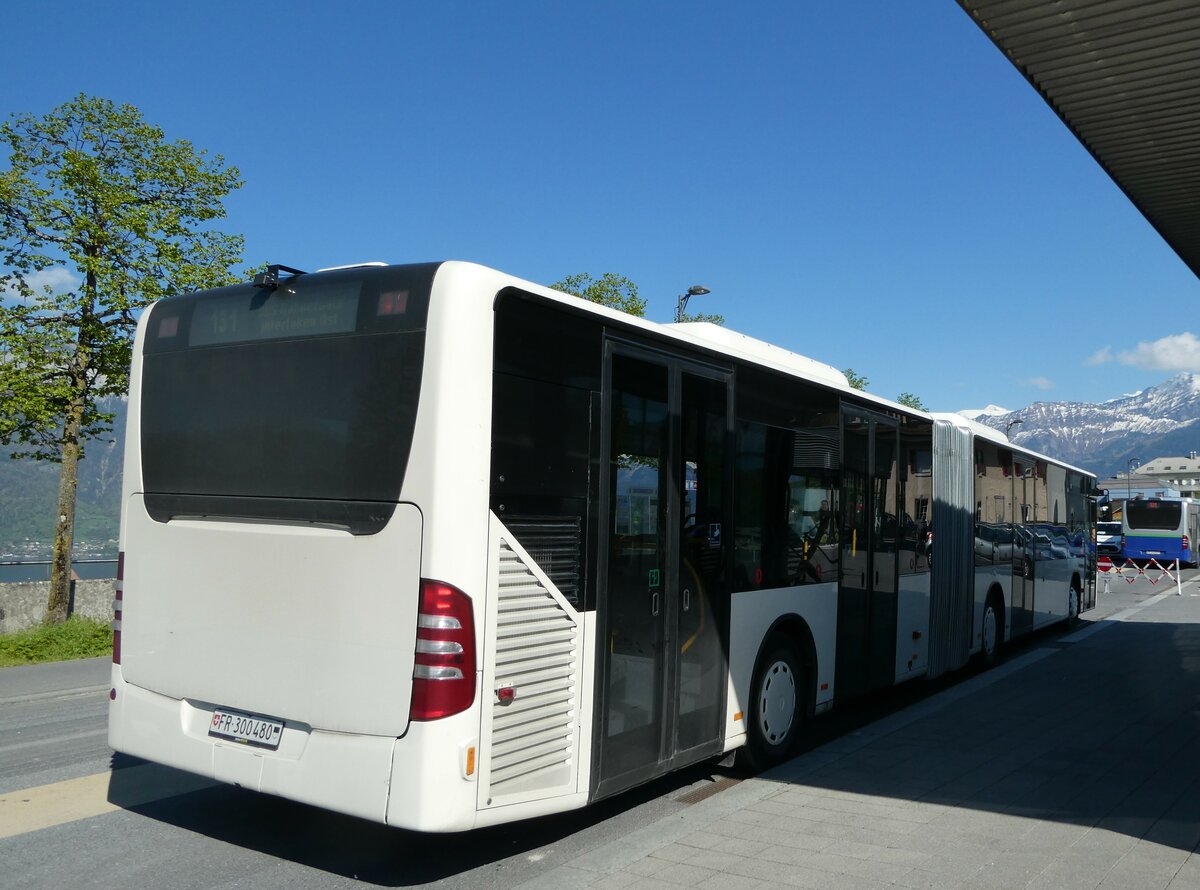 (249'499) - Intertours, Domdidier - Nr. 480/FR 300'480 - Mercedes (ex Nr. 210; ex STI Thun Nr. 134) am 3. Mai 2023 beim Bahnhof Spiez