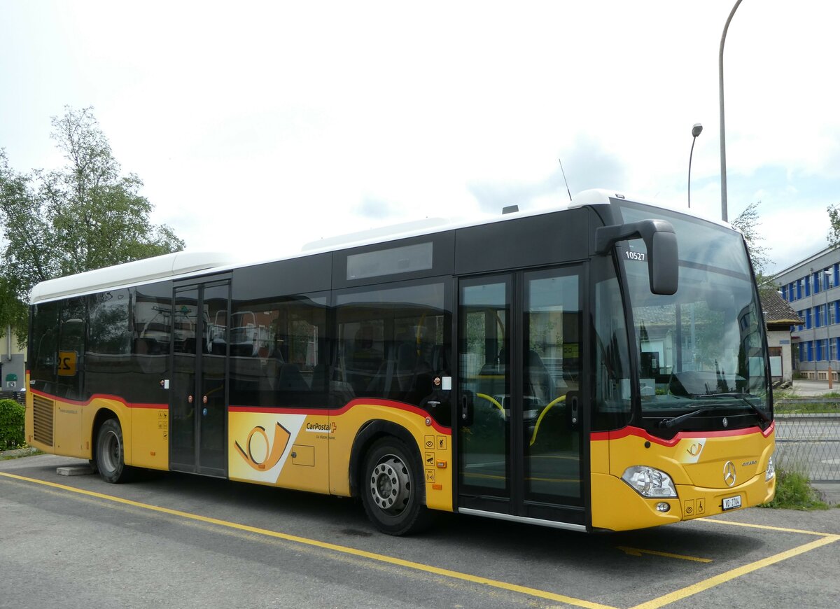 (250'199) - CarPostal Ouest - VD 2704/PID 10'527 - Mercedes (ex TPB, Sdeilles) am 18. Mai 2023 in Yverdon, Garage