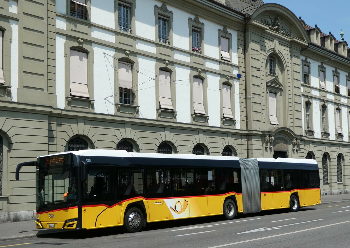 (251'638) - PostAuto Bern - Nr. 11'455/BE 603'455/PID 11'455 - Solaris am 17. Juni 2023 beim Bahnhof Bern