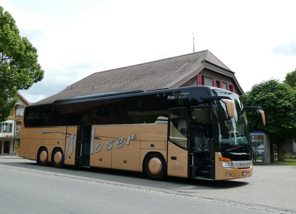 (252'137) - Moser, Teuffenthal - BE 45'547 - Setra (ex Arnold, D-Dietmannsried) am 27. Juni 2023 in Guggisberg, Sternen