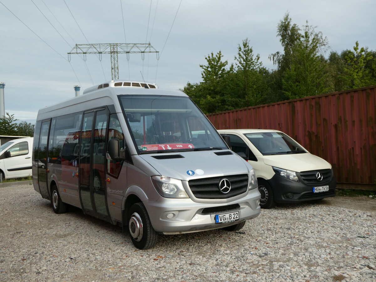 (254'394) - Unser Roter Bus, Ueckermnde - VG-B 22 - Mercedes am 30. August 2023 in Greifswald, City Automobile