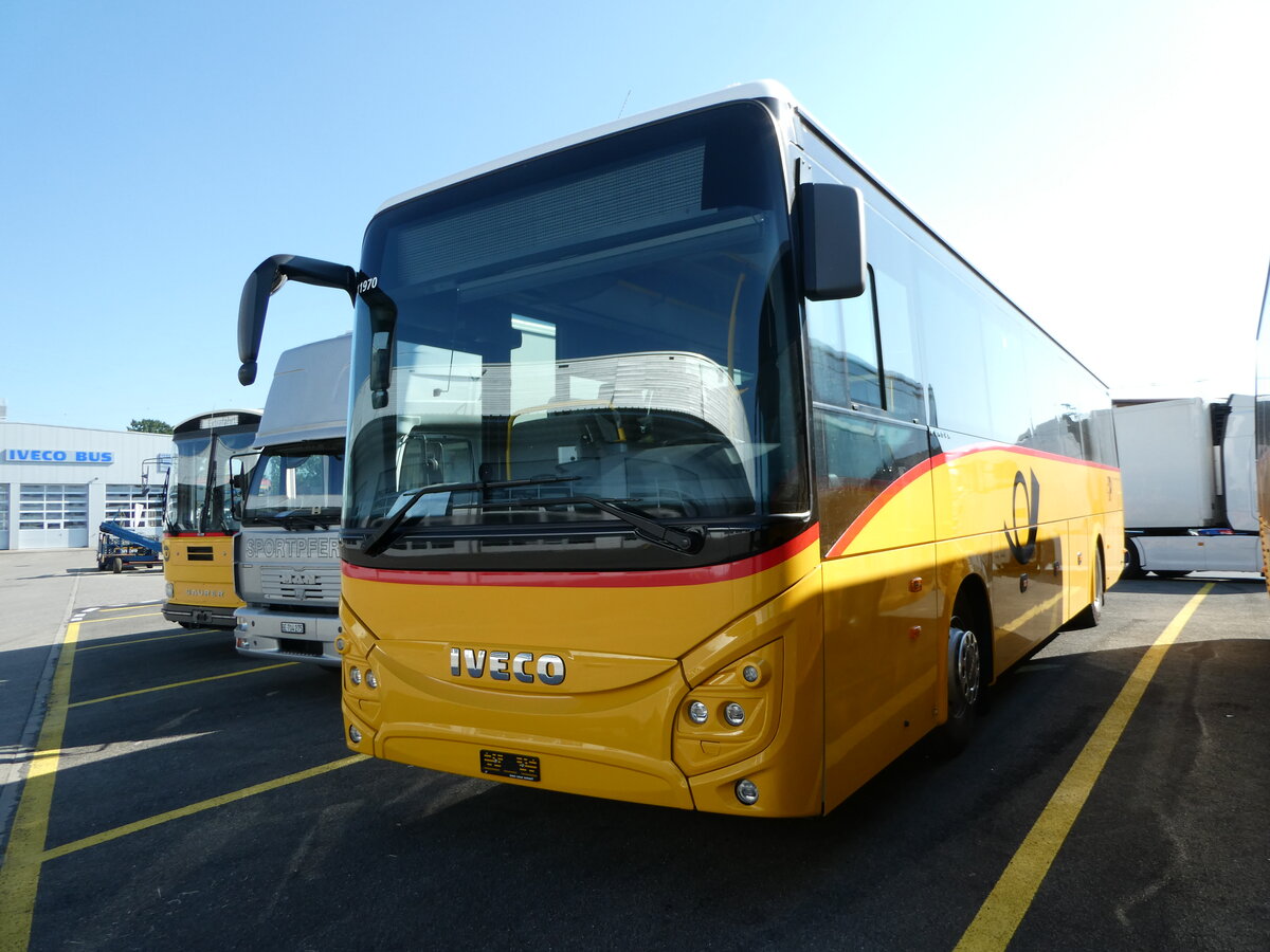 (255'023) - TSAR, Sierre - PID 11'970 - Iveco am 9. September 2023 in Kerzers, Interbus