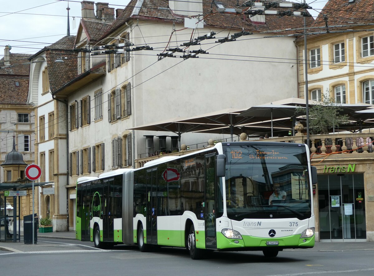 (255'234) - transN, La Chaux-de-Fonds - Nr. 375/NE 146'375 - Mercedes am 16. September 2023 in Neuchtel, Place Pury