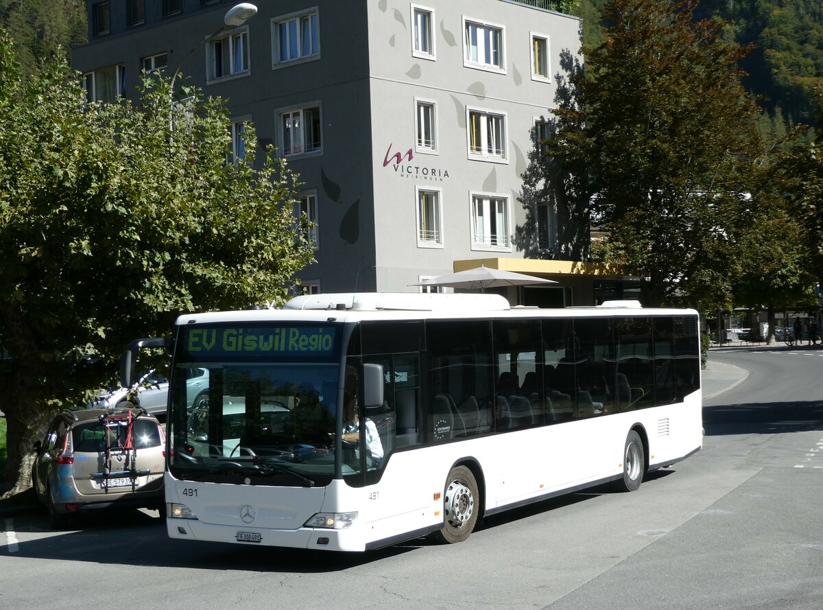 (255'829) - Intertours, Domdidier - Nr. 491/FR 300'491 - Mercedes (ex Steiner, Ortschwaben Nr. 12/PID 4289) am 2. Oktober 2023 beim Bahnhof Meiringen