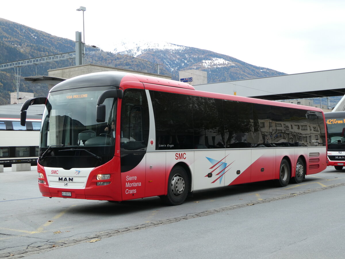 (257'017) - SMC Montana - Nr. 27/VS 159'727 - MAN am 16. November 2023 beim Bahnhof Sierre