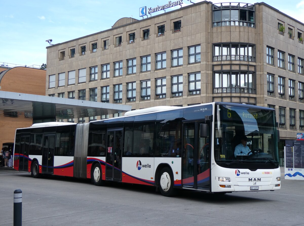 (262'326) - RVBW Wettingen - Nr. 171/AG 14'912 - MAN am 12. Mai 2024 beim Bahnhof Baden