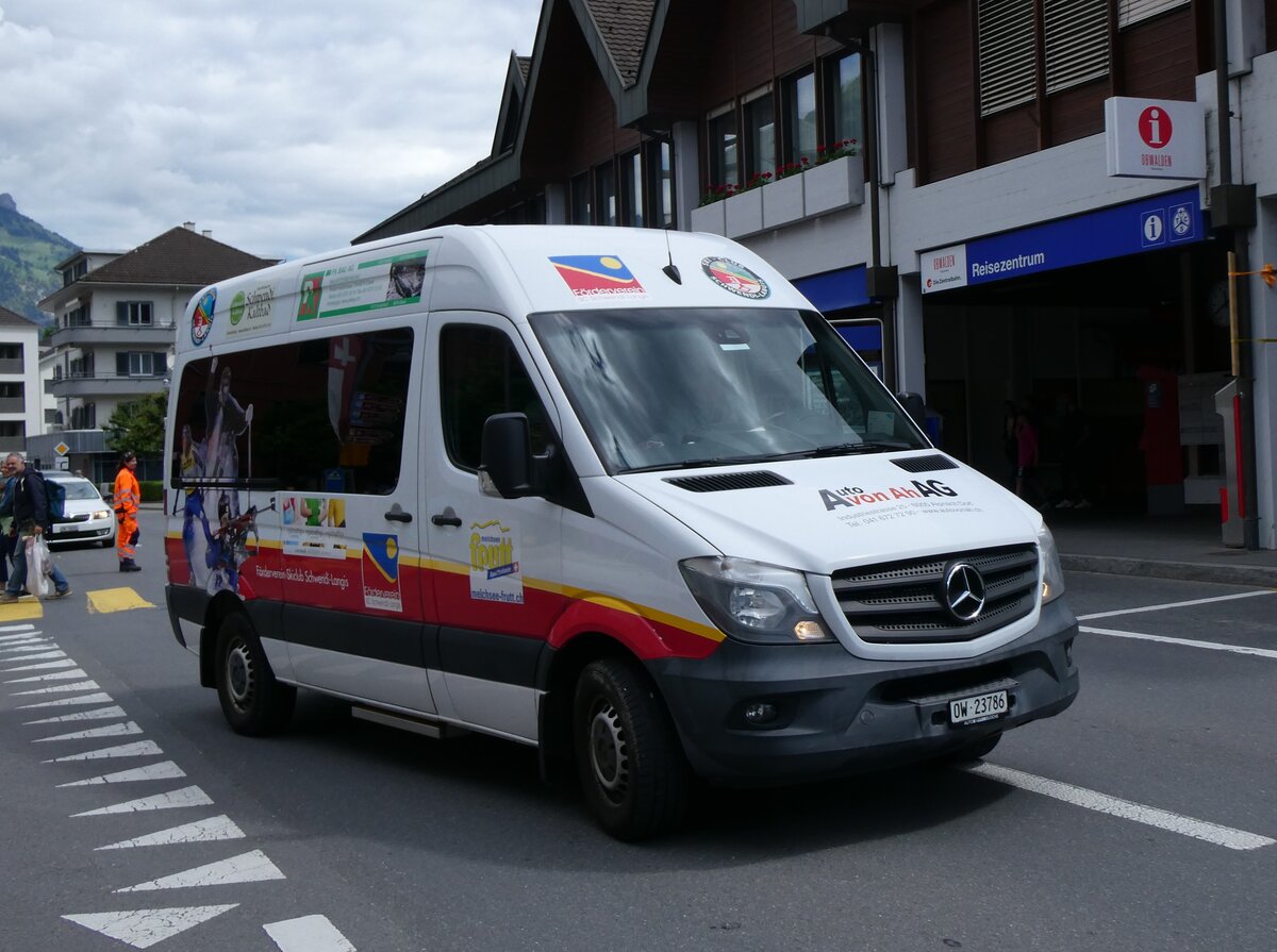 (262'712) - von Ah, Alpnach-Dorf - OW 23'786 - Mercedes am 18. Mai 2024 beim Bahnhof Sarnen