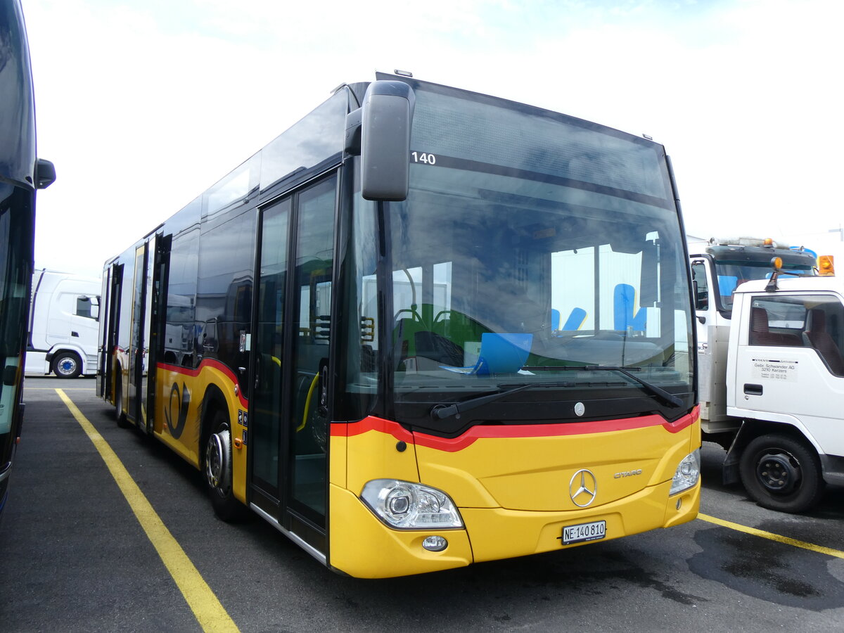 (264'928) - CarPostal Ouest - NE 140'810/PID 11'140 - Mercedes am 21. Juli 2024 in Kerzers, Interbus