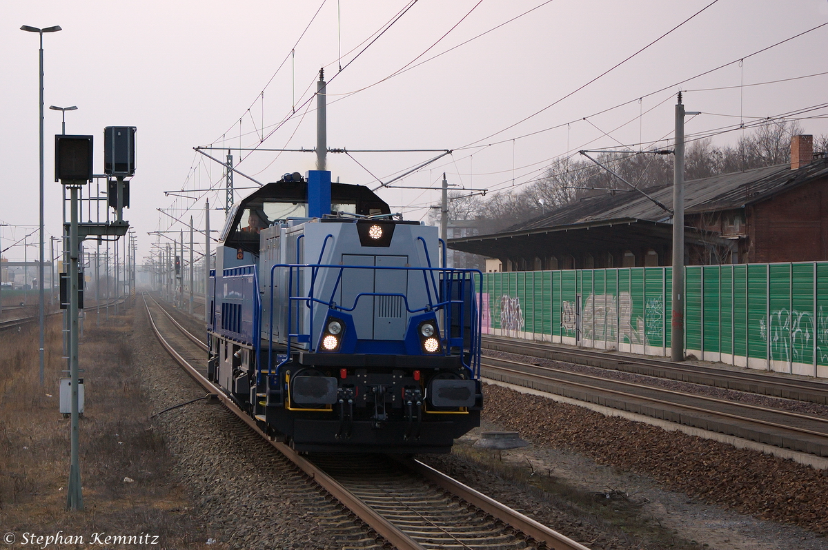 265 499-4 Voith Lokomotivtechnik, kam solo durch Rathenow gefahren und fuhr in Richtung Wustermark weiter. 27.02.2014 