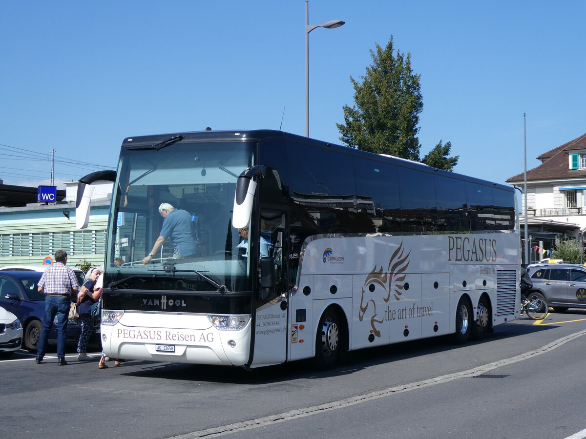 (266'100) - PEGASUS Reisen, Baden - Nr. 3/AG 13'658 - Van Hool am 22. August 2024 beim Bahnhof Thun