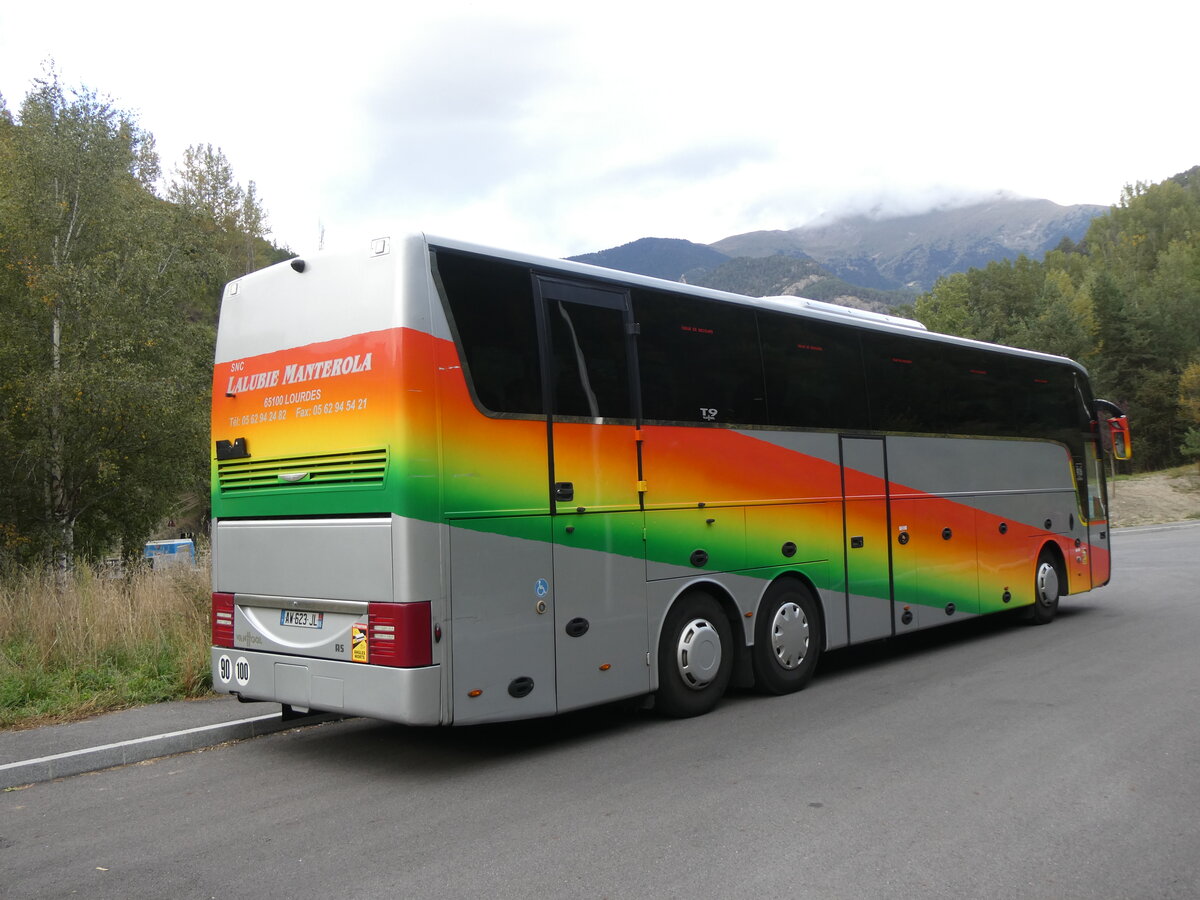 (267'249) - Aus Frankreich: Lalubie et Manterola, Lourdes - AW 623 JL - Van Hool am 18. September 2024 in La Massana, Carparkplatz