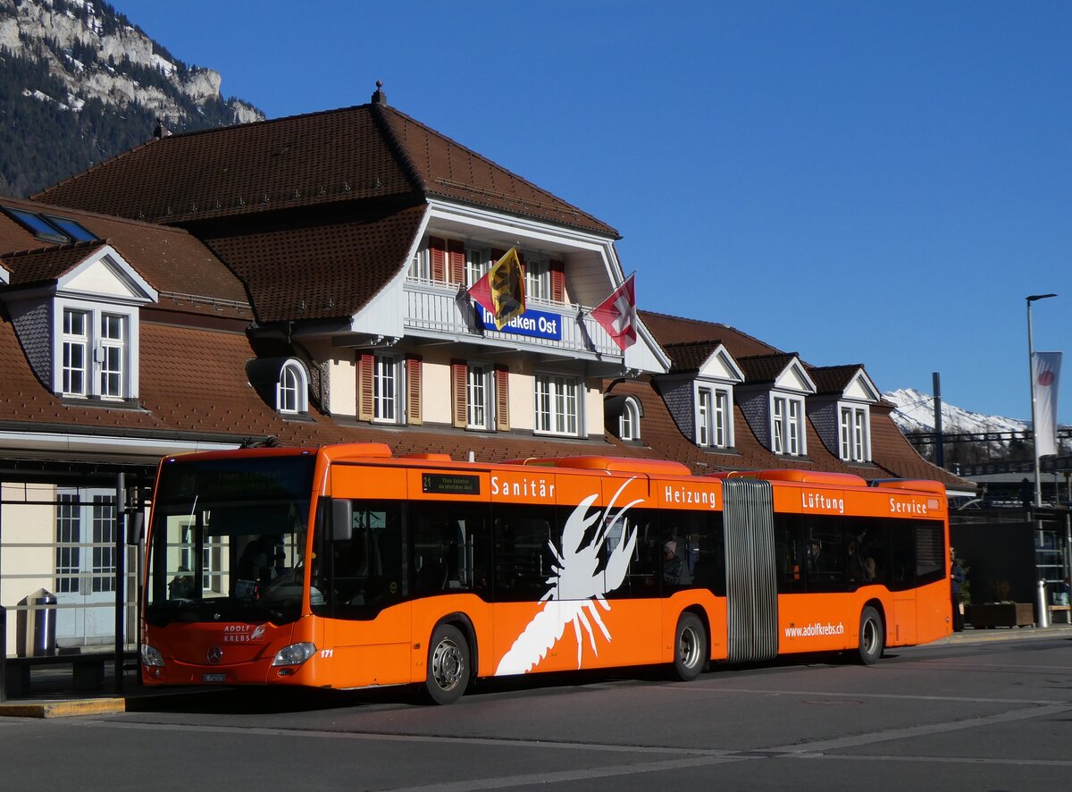 (269'905) - STI Thun - Nr. 171/BE 752'171 - Mercedes am 16. Dezember 2024 beim Bahnhof Interlaken Ost