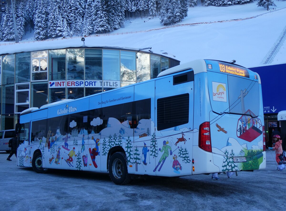 (270'202) - EAB Engelberg - Nr. 5/OW 10'241 - Mercedes (ex VZO Gr�ningen; ex Vorf�hrfahrzeug) am 25. Dezember 2024 in Engelberg, Talstation Titlis