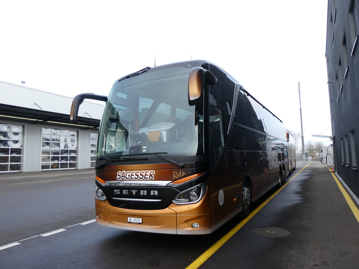 (270'609) - S�gesser, Wintersingen - Nr. 6/BL 6572 - Setra am 4. Januar 2025 in Winterthur, Daimler Buses