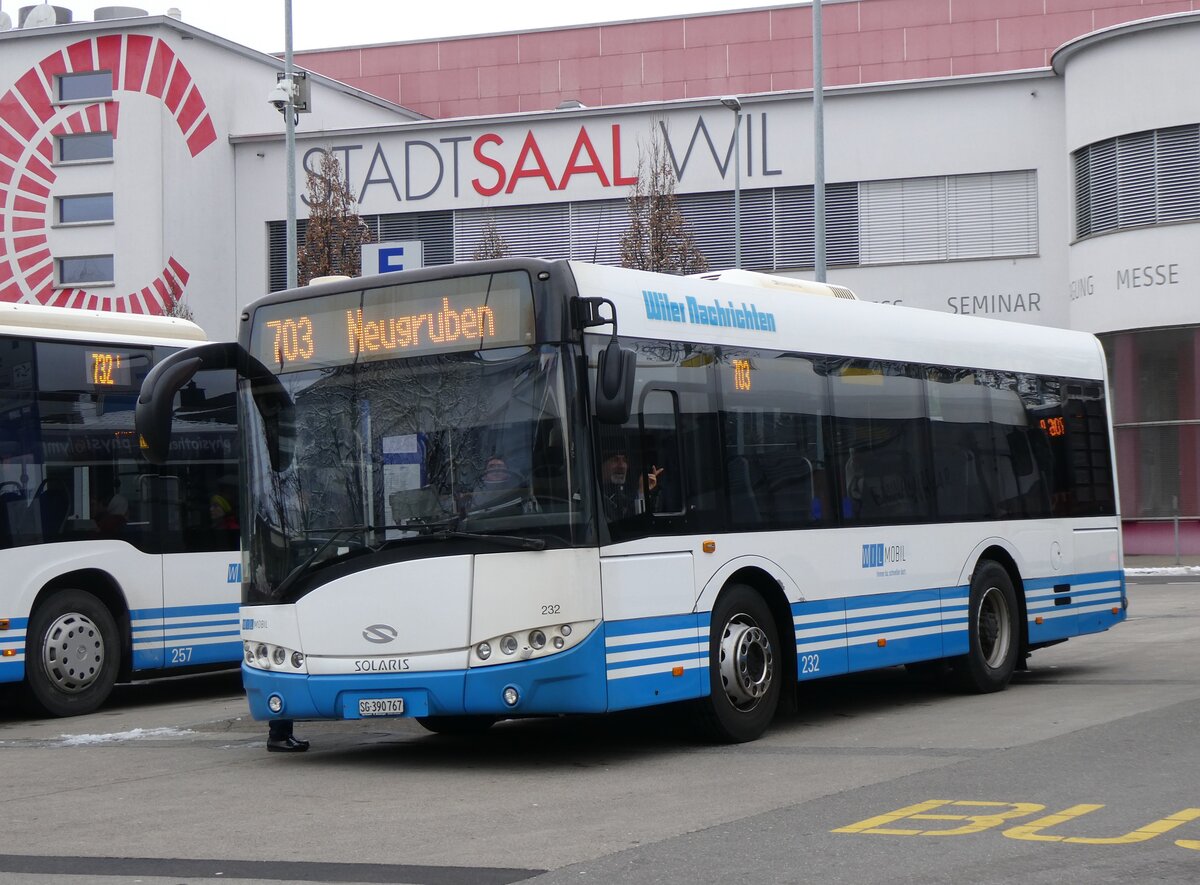 (270'628) - WilMobil, Wil - Nr. 232/SG 390'767 - Solaris am 4. Januar 2025 beim Bahnhof Wil