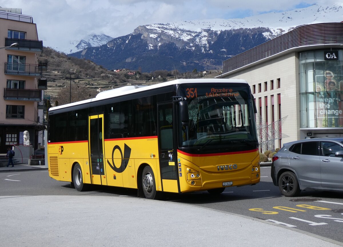 (272'803) - Buchard, Leytron - VS 84'251/PID 11'979 - Iveco am 11. M�rz 2025 beim Bahnhof Sion