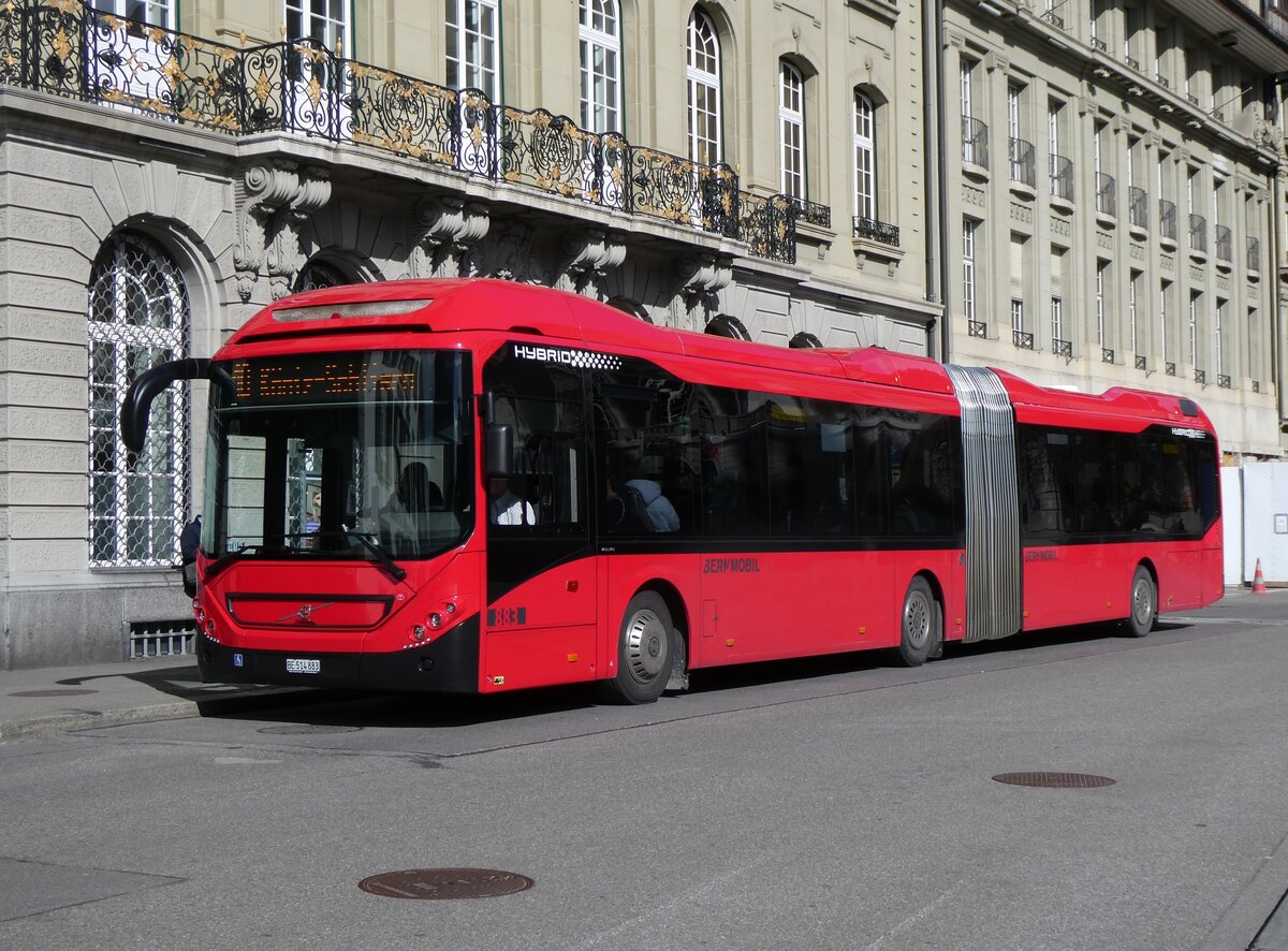 (272'852) - Bernmobil, Bern - Nr. 883/BE 514'883 - Volvo am 13. Mrz 2025 in Bern, Bundesplatz