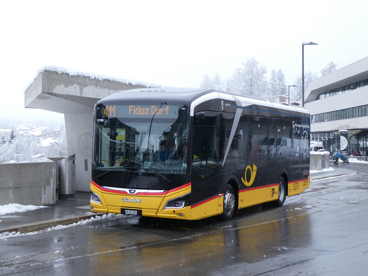 (272'888) - PostAuto Graubnden - GR 187'350/PID 12'106 - eMAN am 14. Mrz 2025 in Flims, Bergbahnen