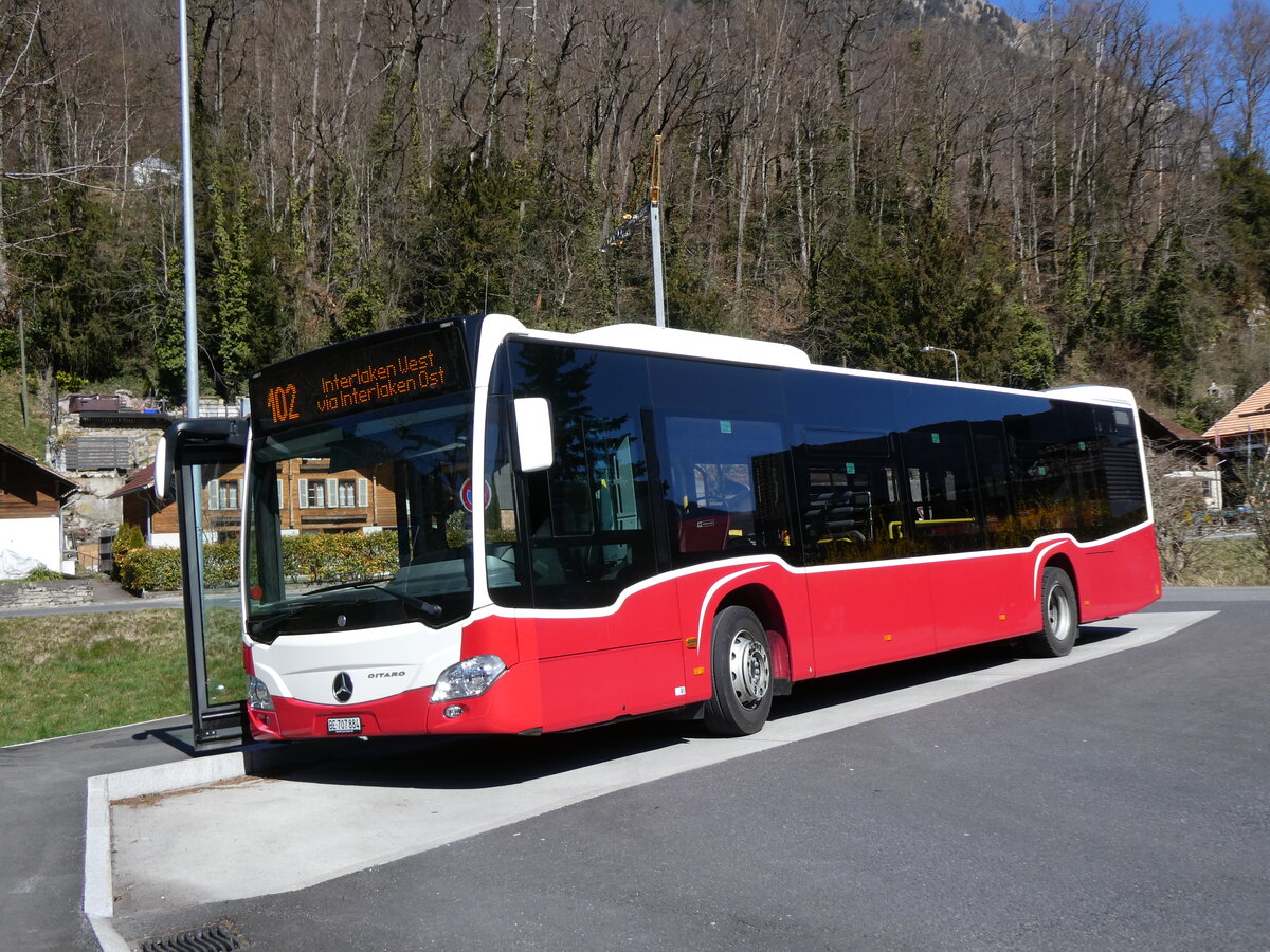 (273'093) - PostAuto Bern - BE 707'884/PID 12'414 - Mercedes (ex Wiener Linien, A-Wien Nr. 8154) am 20. Mrz 2025 in Ringgenberg, Sge