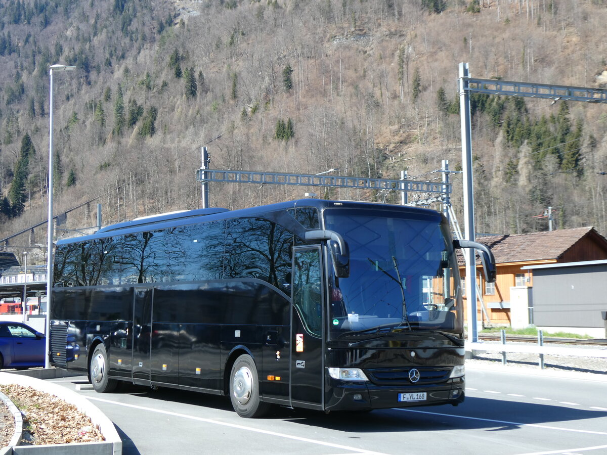 (273'106) - Aus Deutschland: ??? - F-YL 168 - Mercedes am 20. Mrz 2025 beim Bahnhof Interlaken Ost