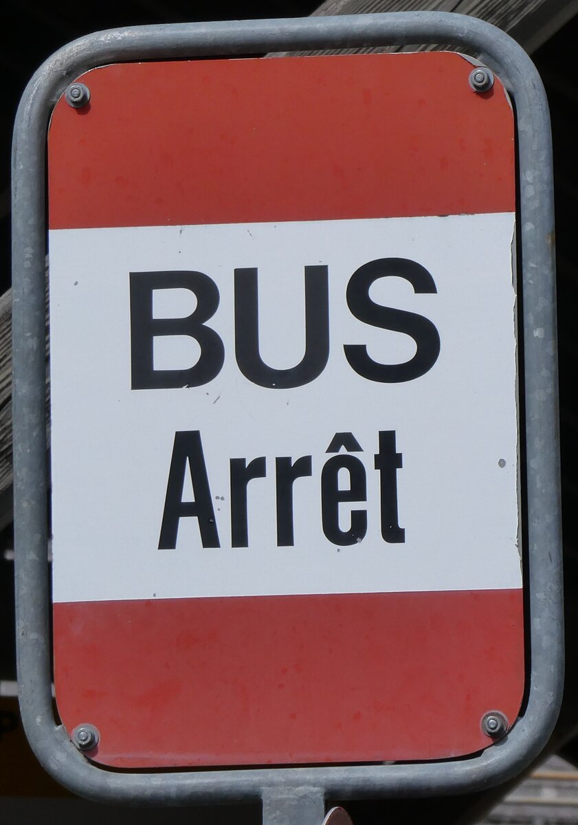 (273'208) - AOMC-Haltestellenschild - Les Diablerets, Gare - am 27. Mrz 2025