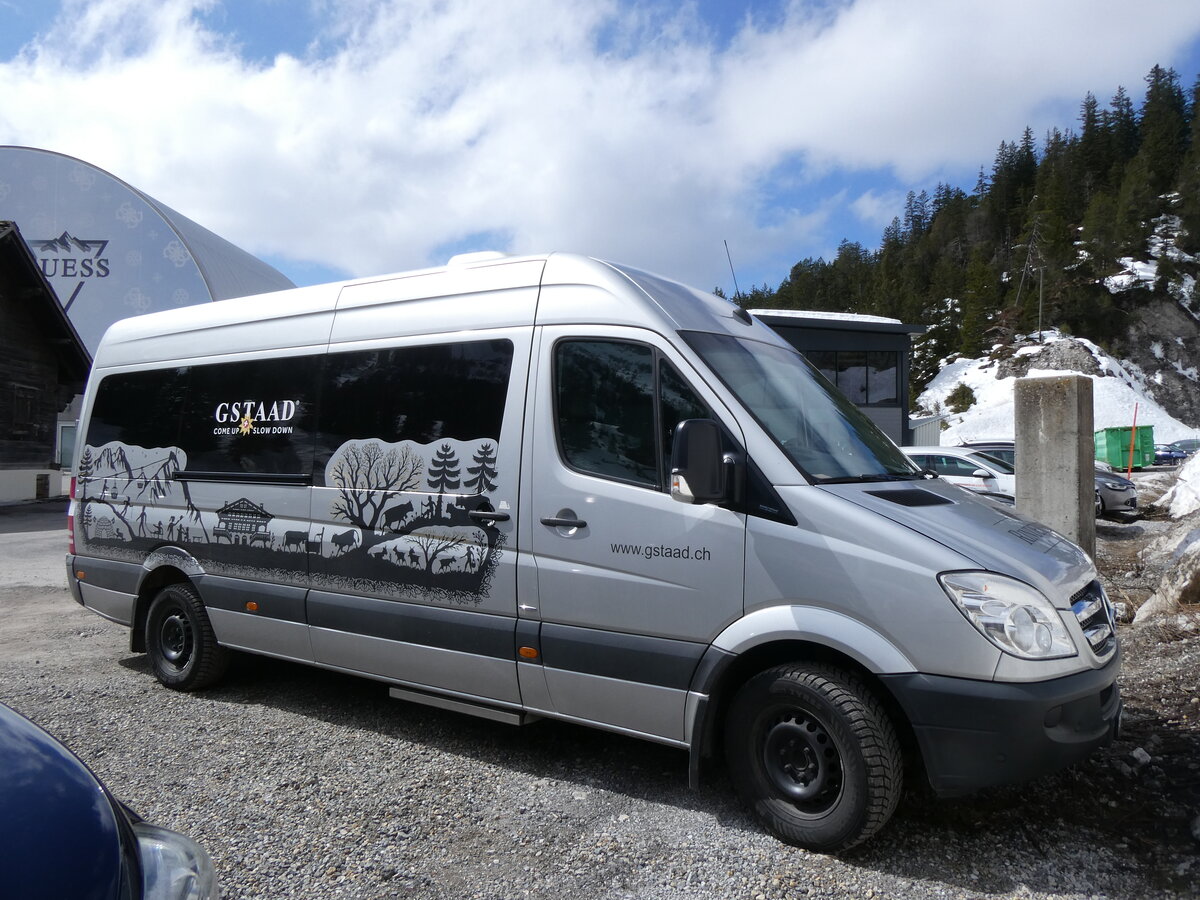 (273'226) - Bergbahnen Destination, Gstaad - BE 526'440 - Mercedes am 27. Mrz 2025 in Col du Pillon, Glacier 3000