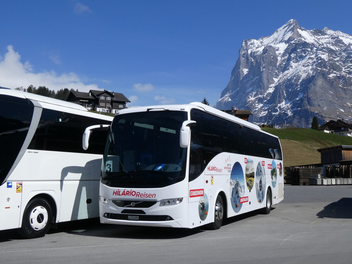 (273'294) - Hilrio, Schtz - LU 254'804 - Volvo am 28. Mrz 2025 in Grindelwald, Grund