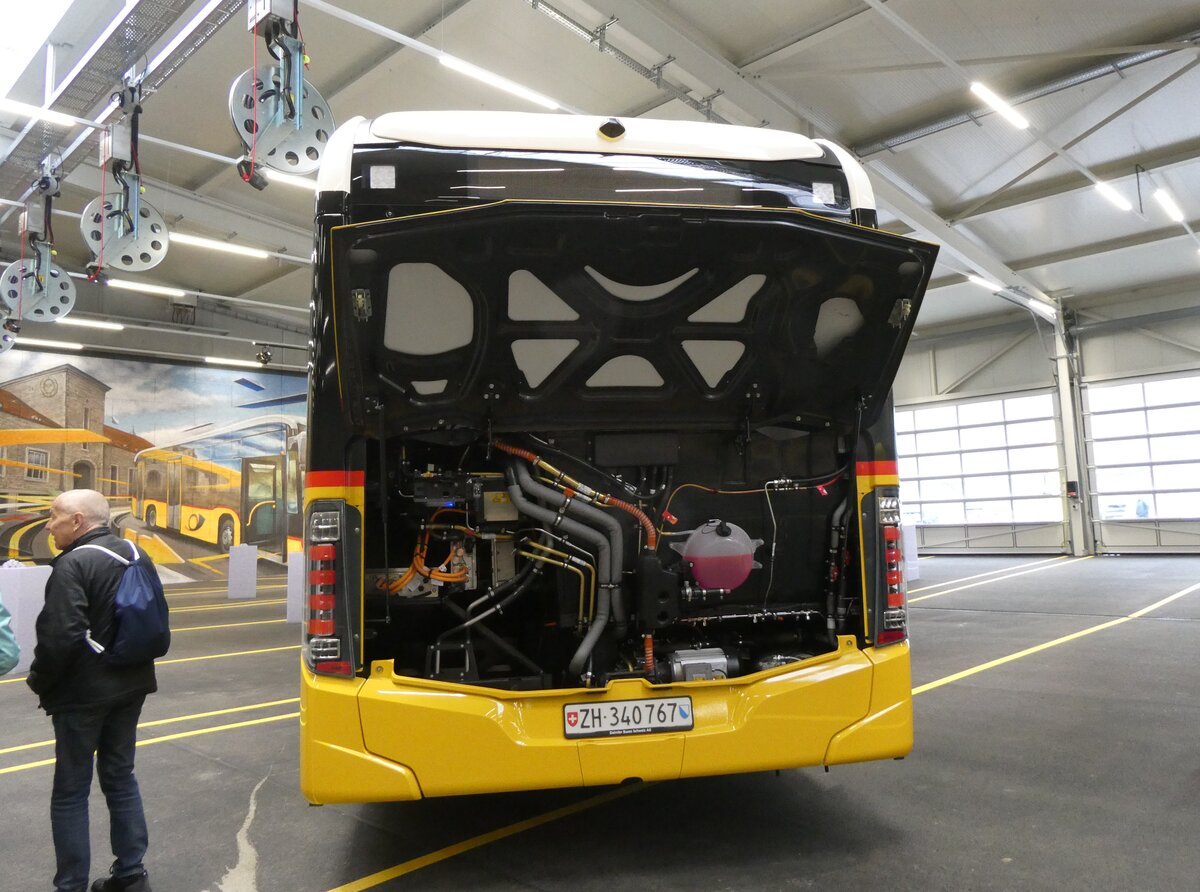 (273'348) - Stutz, Jonen - Nr. 440/ZH 340'767/PID 12'176 - eMercedes am 29. Mrz 2025 in Affoltern, Garage