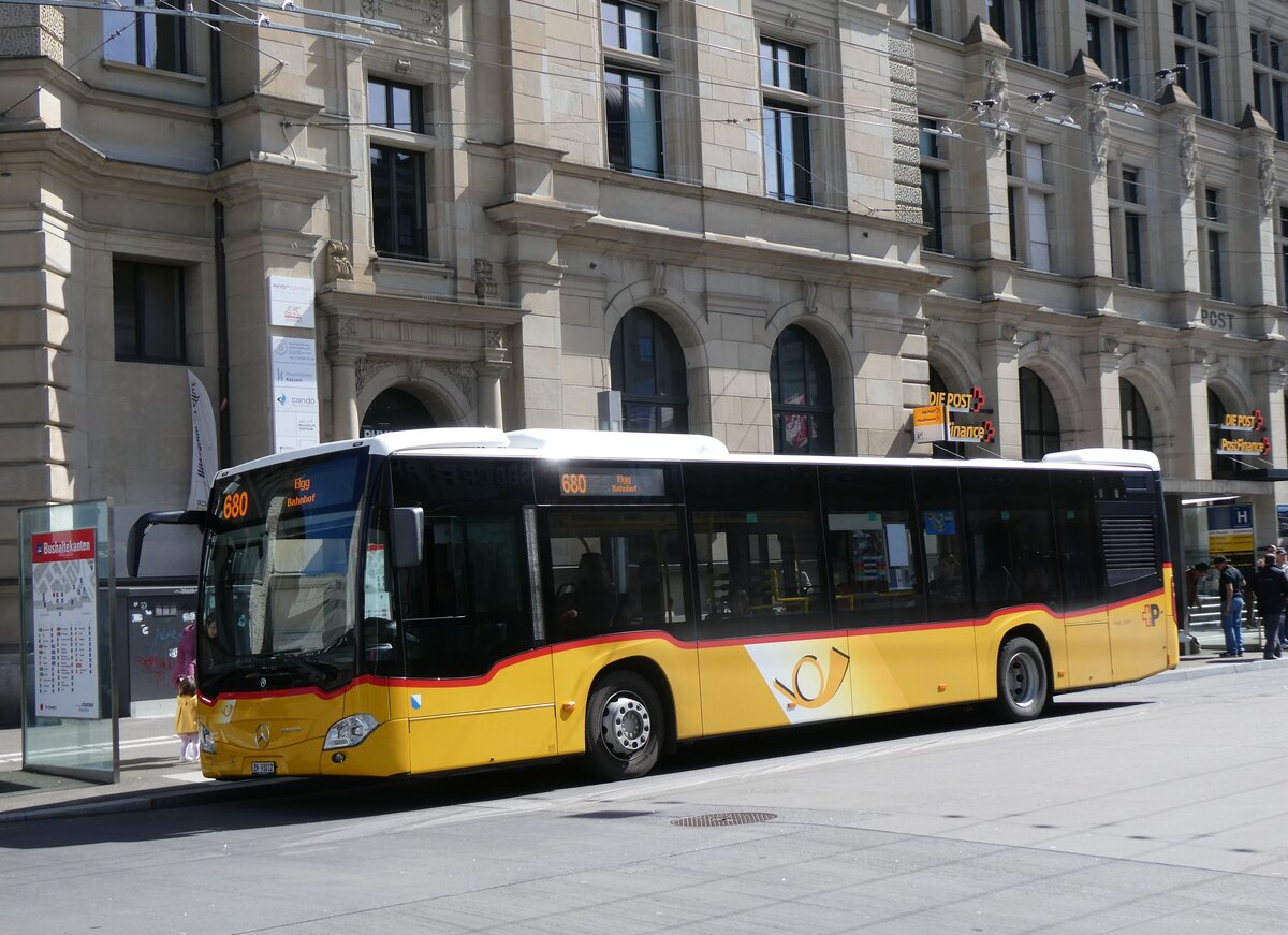 (274'083) - Steiger, Schlatt - Nr. 419/ZH 93'012/PID 11'783 - Mercedes am 19. April 2025 beim Hauptbahnhof Winterthur