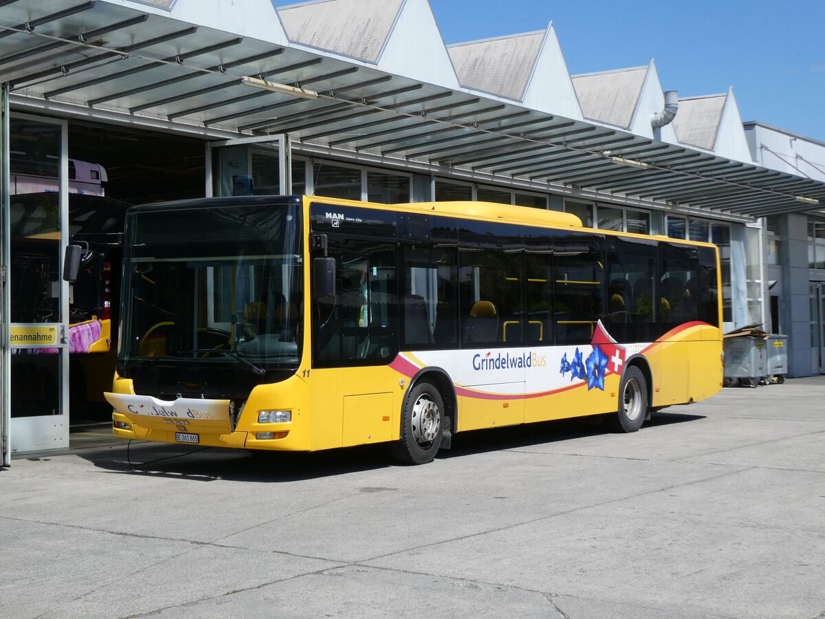 (274'147) - GrindelwaldBus, Grindelwald - Nr. 11/BE 261'865 - MAN/Gppel am 23. April 2025 in Thun, Garage STI