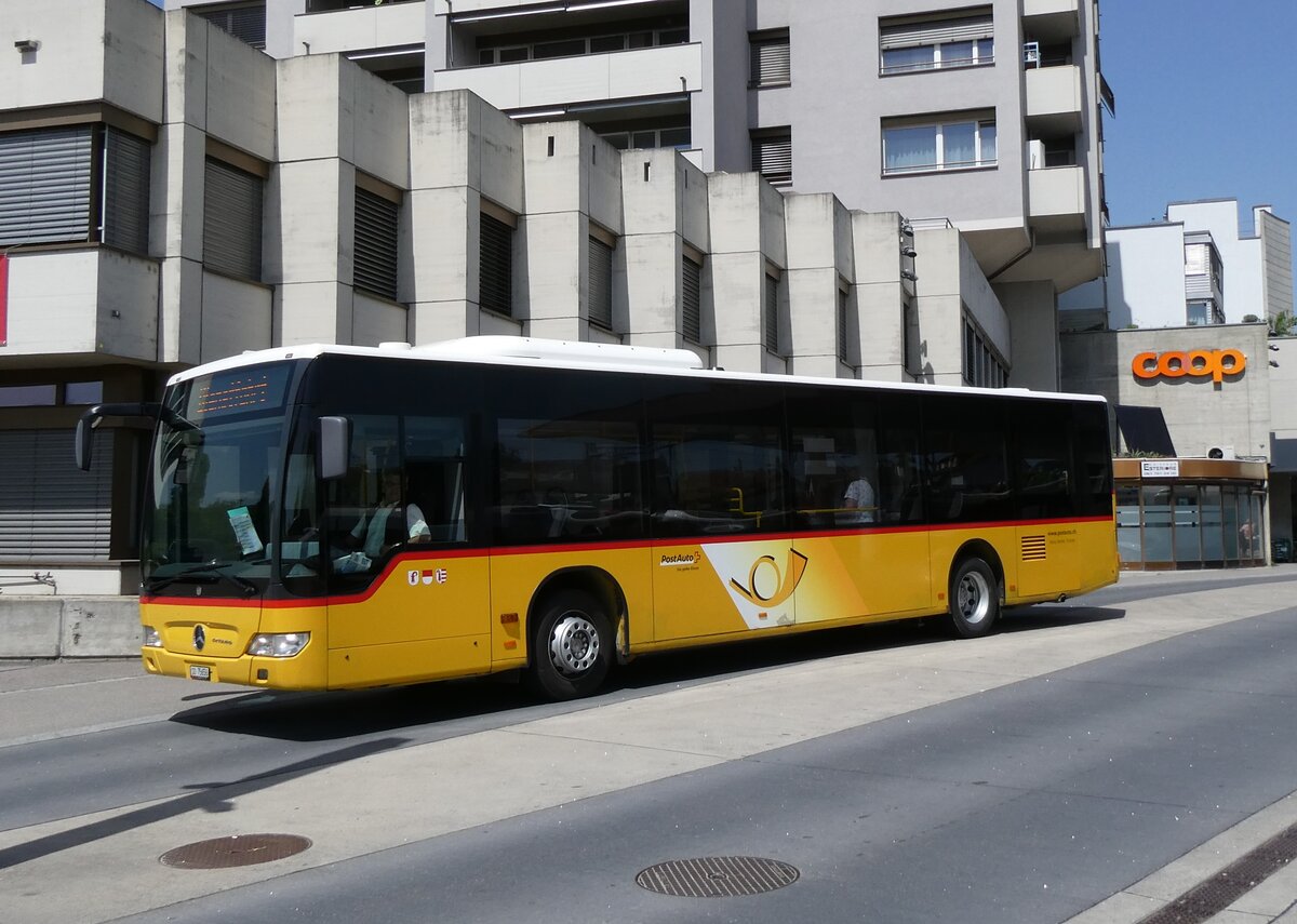 (274'455) - Steiner, Grindel - SO 75'656/PID 5712 - Mercedes (ex PostAuto Nordschweiz) am 2. Mai 2025 beim Bahnhof Laufen