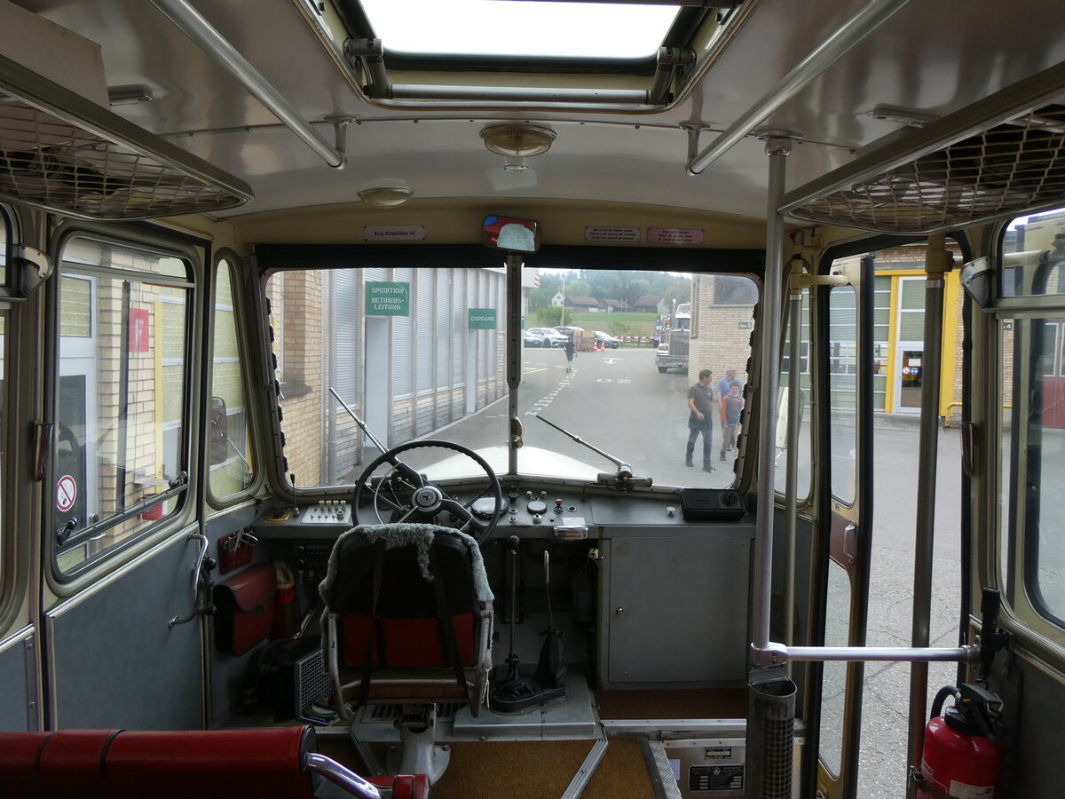 (274'527) - Brander, Btschwil - SG 29'670 U - Saurer/Krapf (ex Vetsch, Oberhelfenschwil) am 3. Mai 2025 in Attikon, Wegmller (Innenaufnahme)