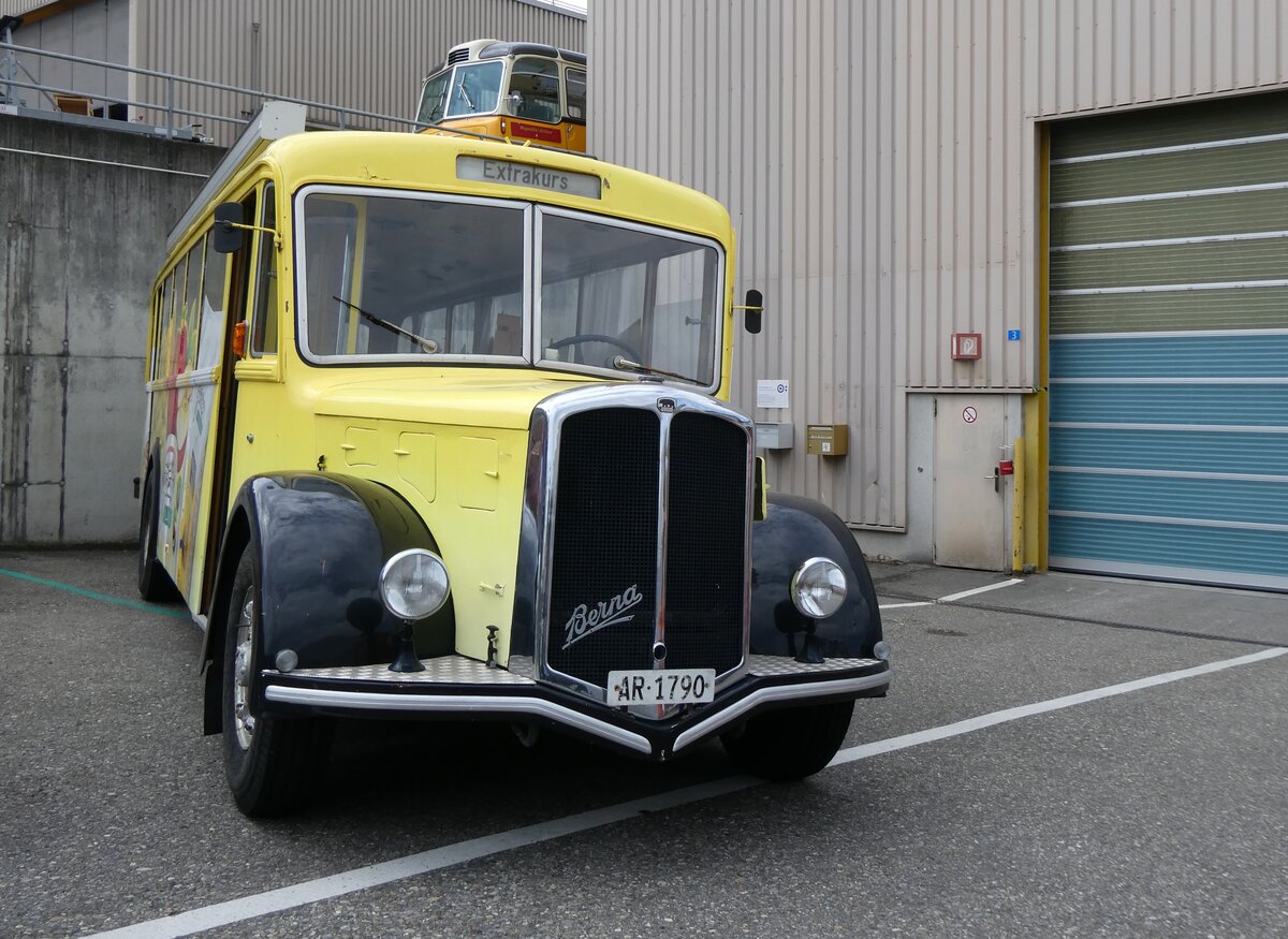 (274'547) - Hugener, Stein - AR 1750 - Berna/Hess (ex Zwicky, Wigoltingen; ex Merk, Amriswil; ex Baubro; ex SOO Olten Nr. 9) am 3. Mai 2025 in Attikon, Wegmller