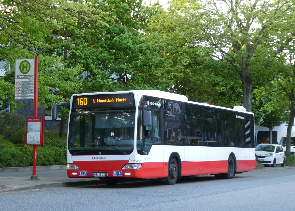 (275'027) - HHA Hamburg - Nr. 1210/HH-XB 1210 - Mercedes am 8. Mai 2025 in Hamburg, Normannenweg