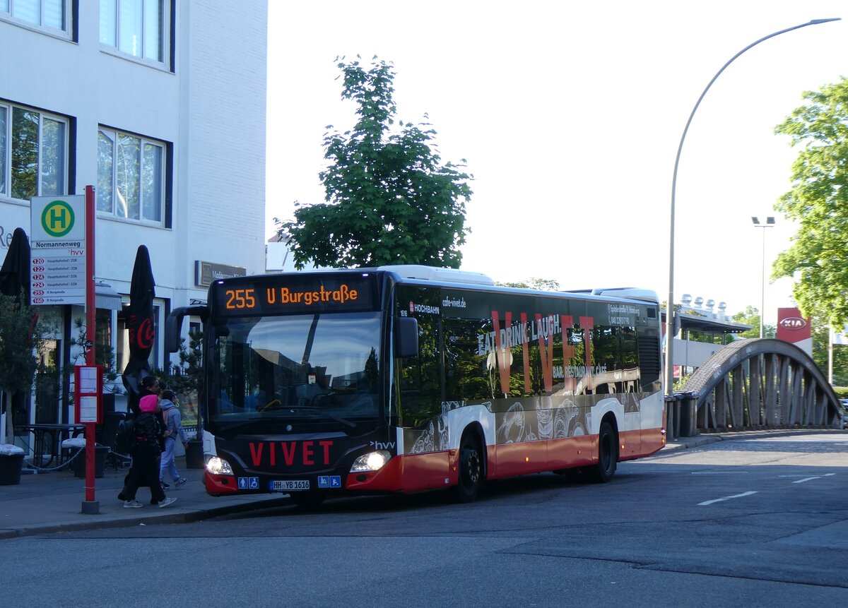 (275'033) - HHA Hamburg - Nr. 1616/HH-YB 1616 - Mercedes am 8. Mai 2025 in Hamburg, Normannenweg